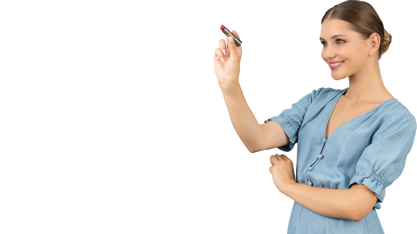 Esthéticienne expliquant un soin à une cliente indécise en institut de beauté
